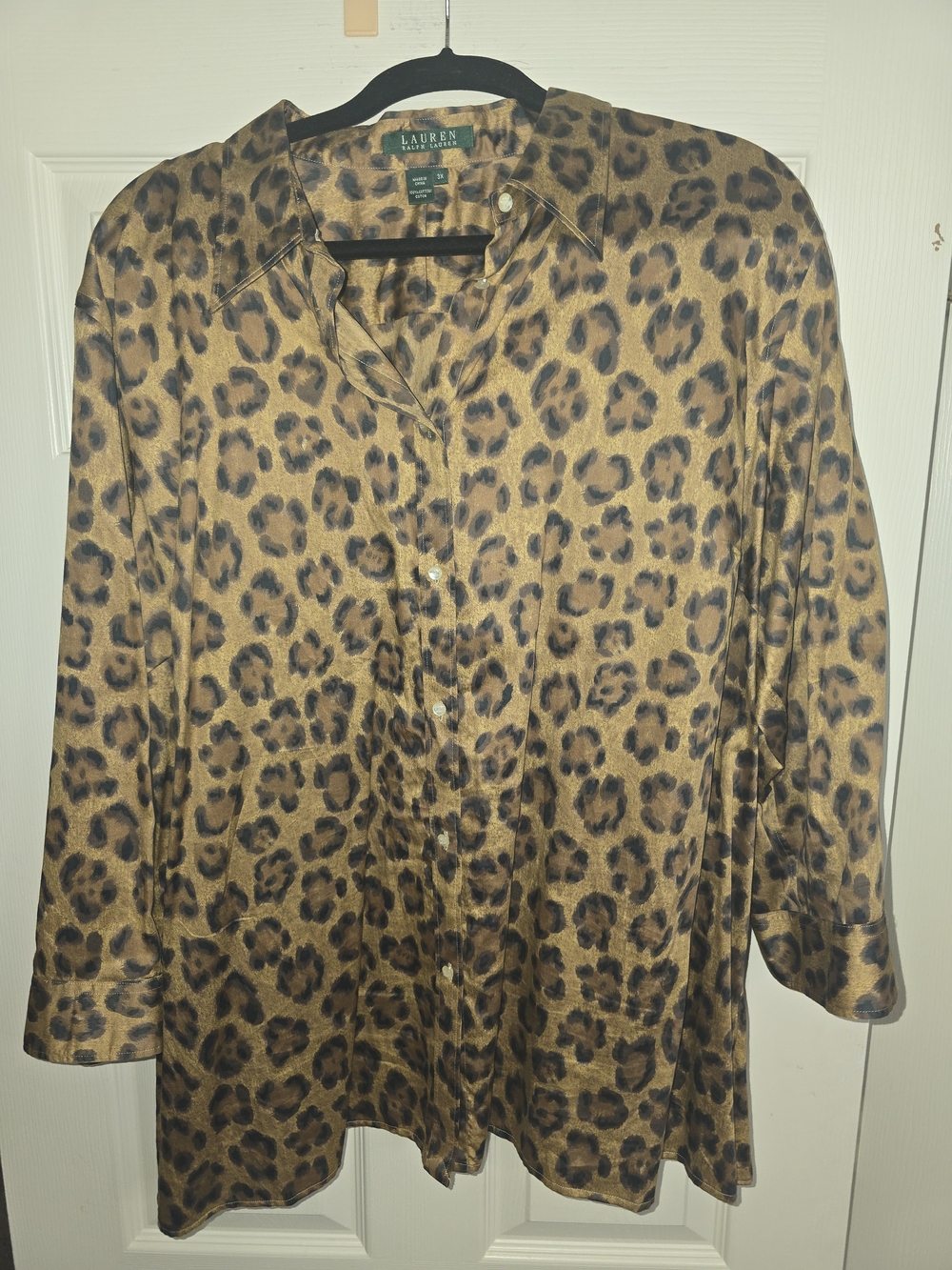 Lauren Ralph Lauren Leopard Print Button-Up Shirt in Tan and Black. Womens 3X
